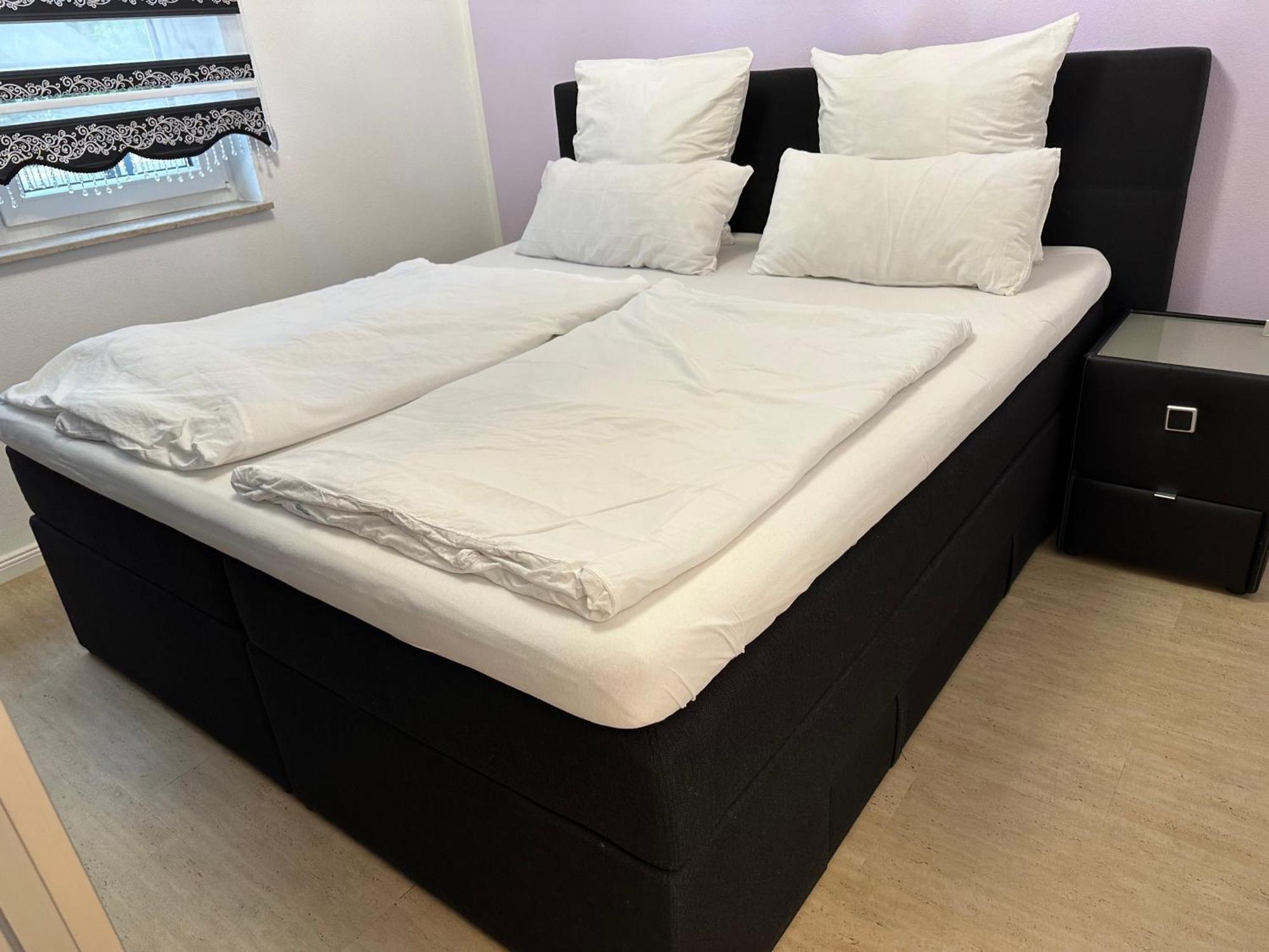 Apartamento Traumhafte Haushaelfte Mit Kamin, Garten & Whirlpool Berlín Exterior foto